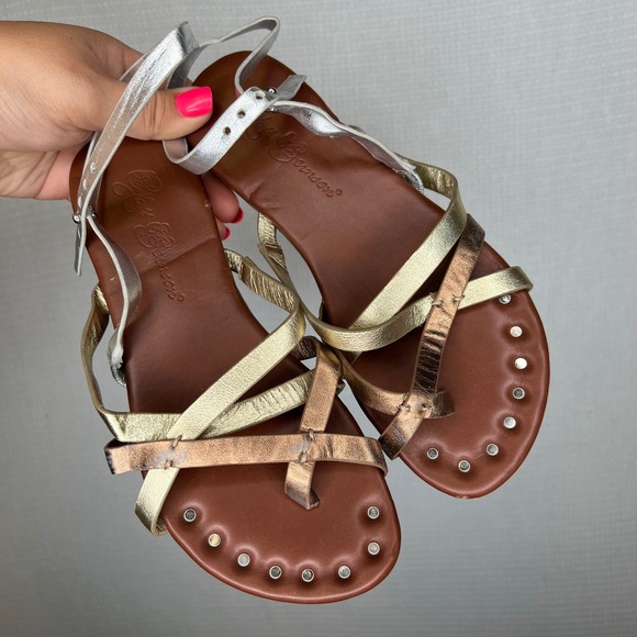 Matt Bernson Jack Designed in New York Metallic Gold Silver Studded Sandals - Picture 1 of 7